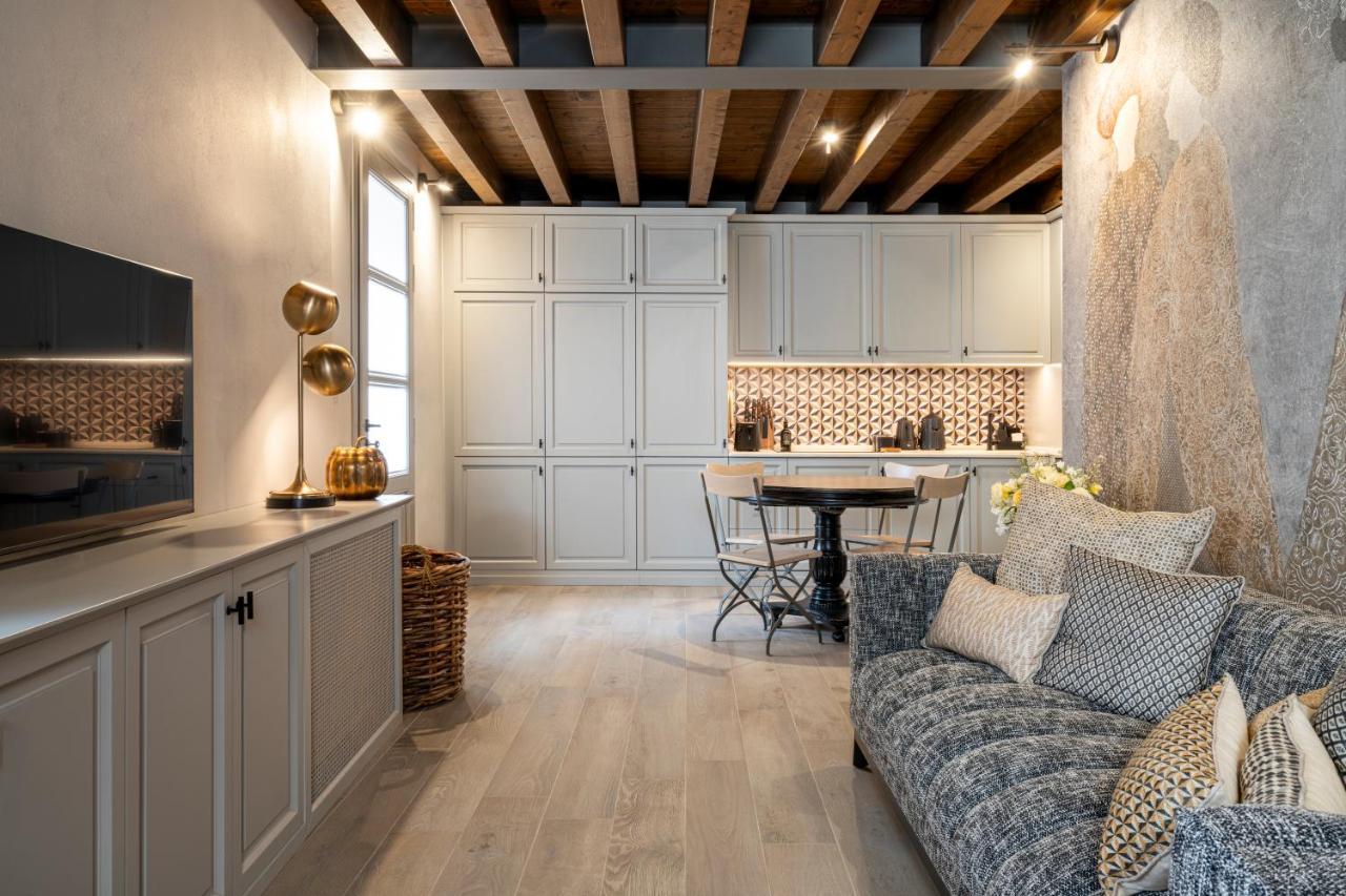 Corlo Holiday Home Lonato Eksteriør bilde